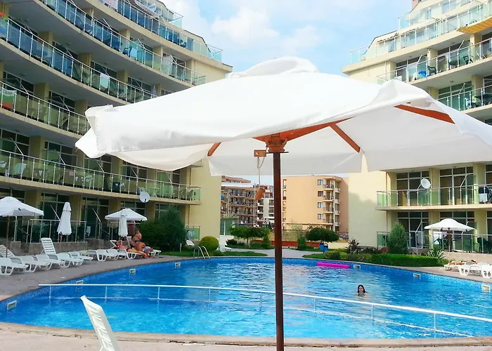 Julia Family - Menada Apartamento *