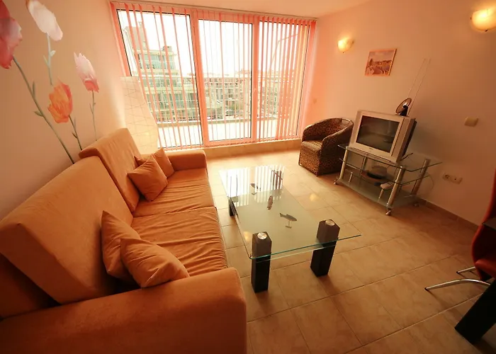 Julia Family - Menada *