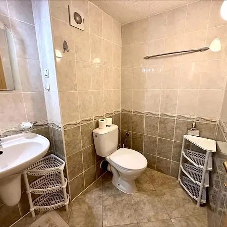 Julia Family - Menada 써니비치