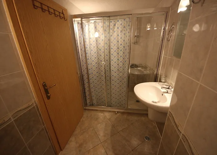 Julia Family - Menada Σάνι Μπιτς