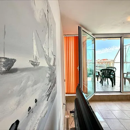 Julia Family - Menada Apartamento