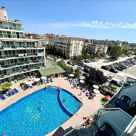 Julia Family - Menada Apartamento *