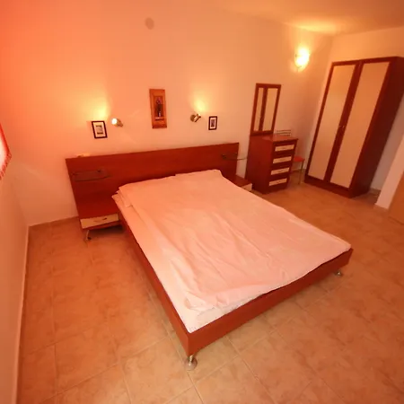 Apartamento Julia Family - Menada *